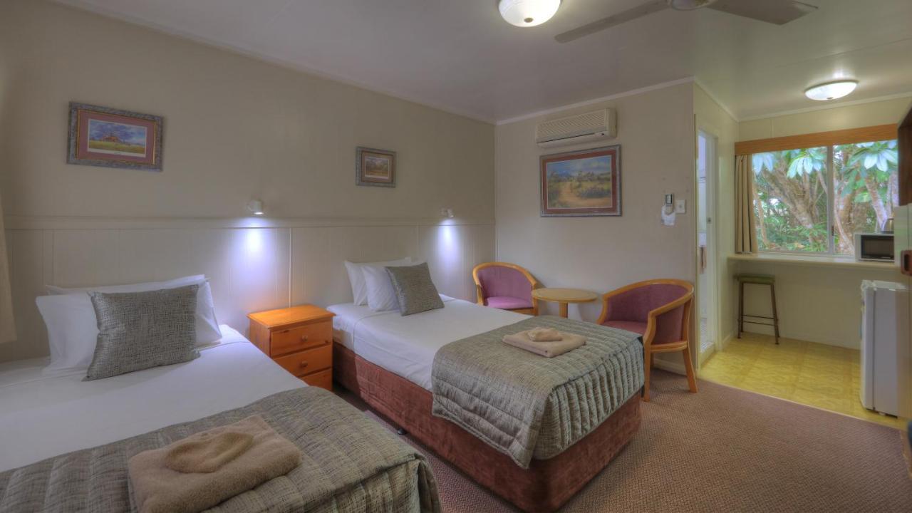 Atherton Hinterland Motel Exterior photo